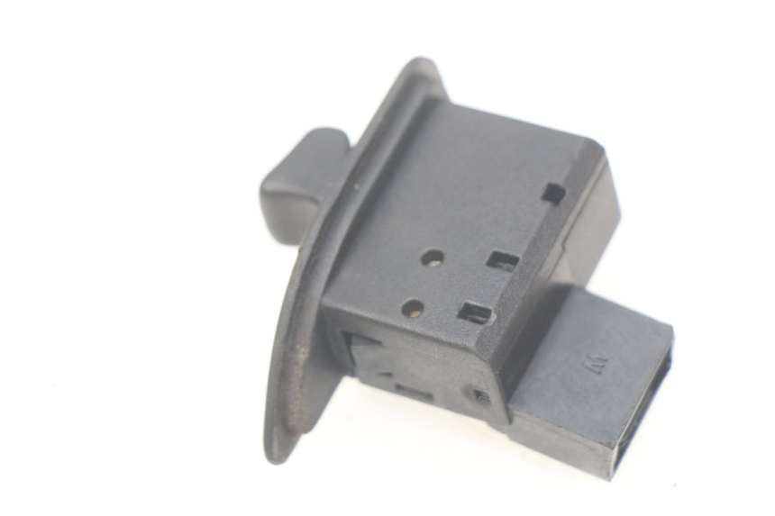 photo de TURN SIGNAL SWITCH PIAGGIO LIBERTY 4T 50 (2004 - 2008)