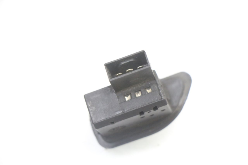 photo de TURN SIGNAL SWITCH PIAGGIO ZIP 2T 50 (2009 - 2019)