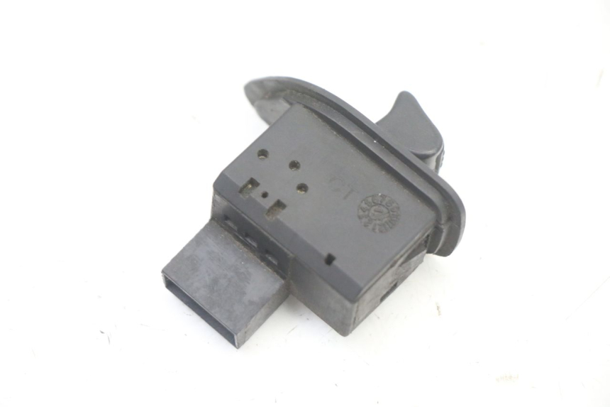 photo de TURN SIGNAL SWITCH PIAGGIO ZIP 2T 50 (2009 - 2019)