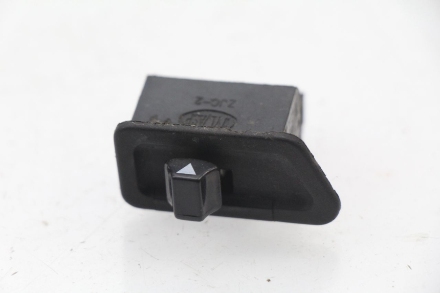 photo de TURN SIGNAL SWITCH REVATTO URBA GT 125 (2007 - 2017)