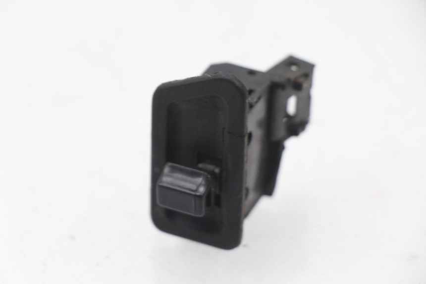 photo de TURN SIGNAL SWITCH REVATTO URBA GT 125 (2007 - 2017)