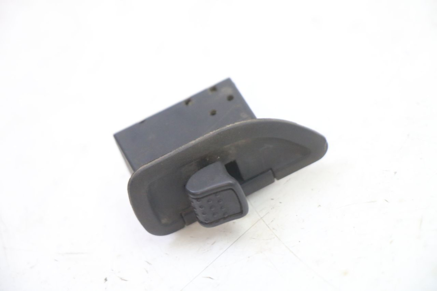 photo de TURN SIGNAL SWITCH PIAGGIO SUPER LX 125 (2000 - 2003)