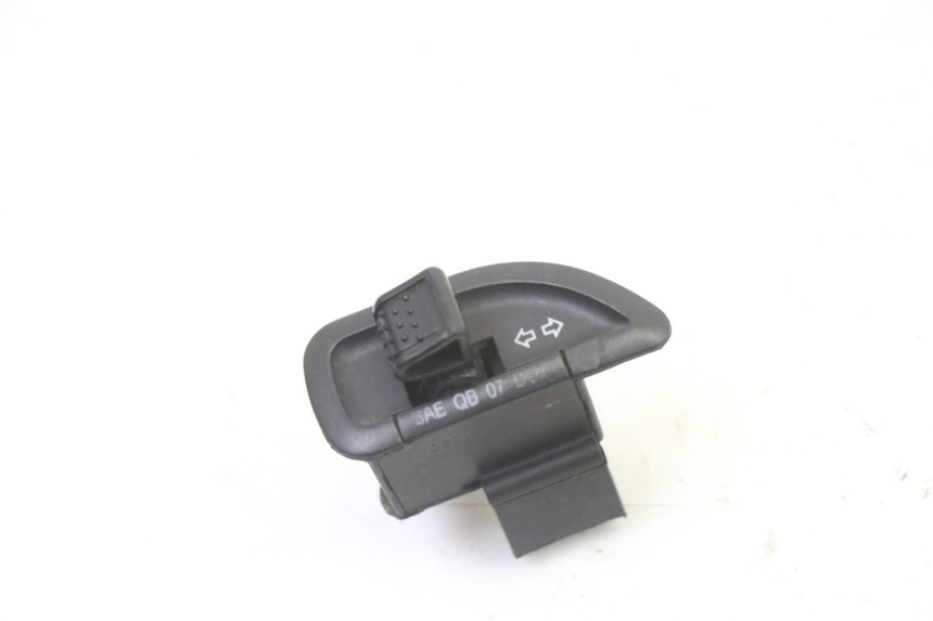 photo de TURN SIGNAL SWITCH APRILIA SXR 50 (2021 - 2023)