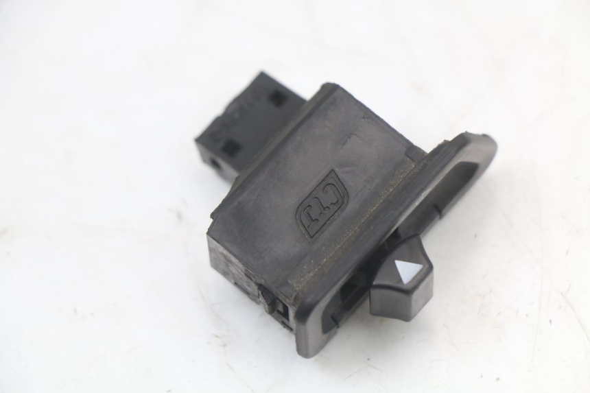 photo de TURN SIGNAL SWITCH SYM FIDDLE 3 III 50 (2014 - 2017)