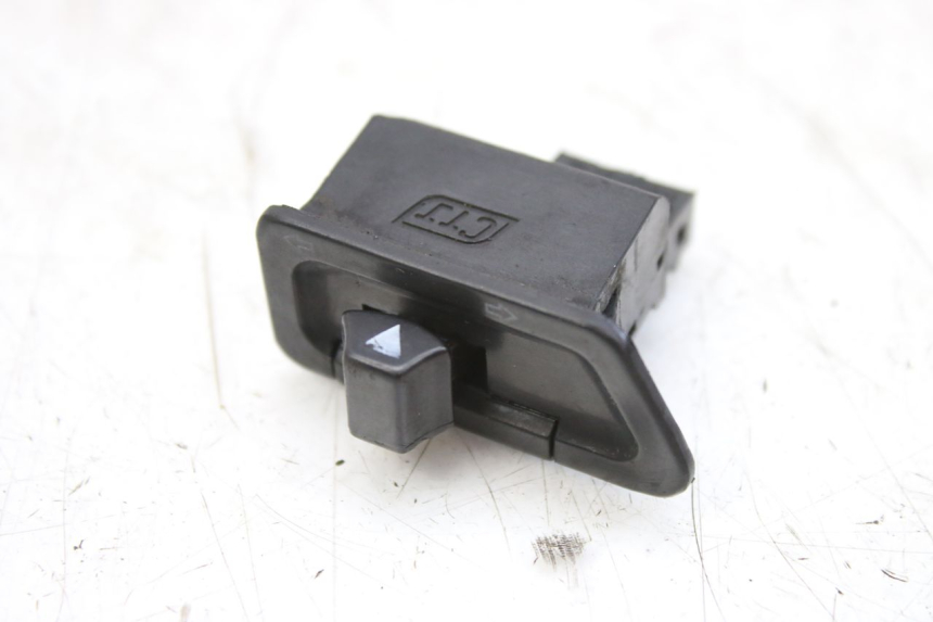 photo de TURN SIGNAL SWITCH SYM ORBIT 2 4T 50 (2018 - 2022)