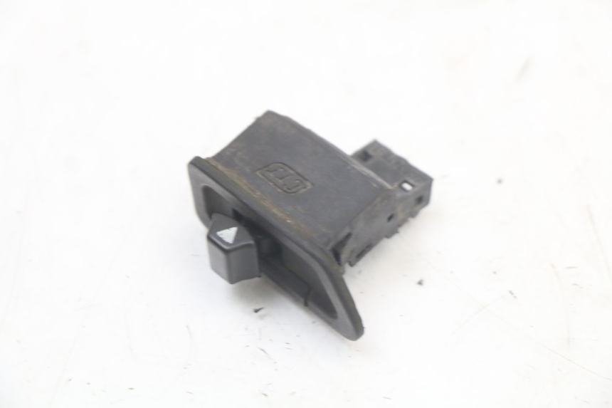 photo de TURN SIGNAL SWITCH SYM ORBIT 2 4T 50 (2018 - 2022)