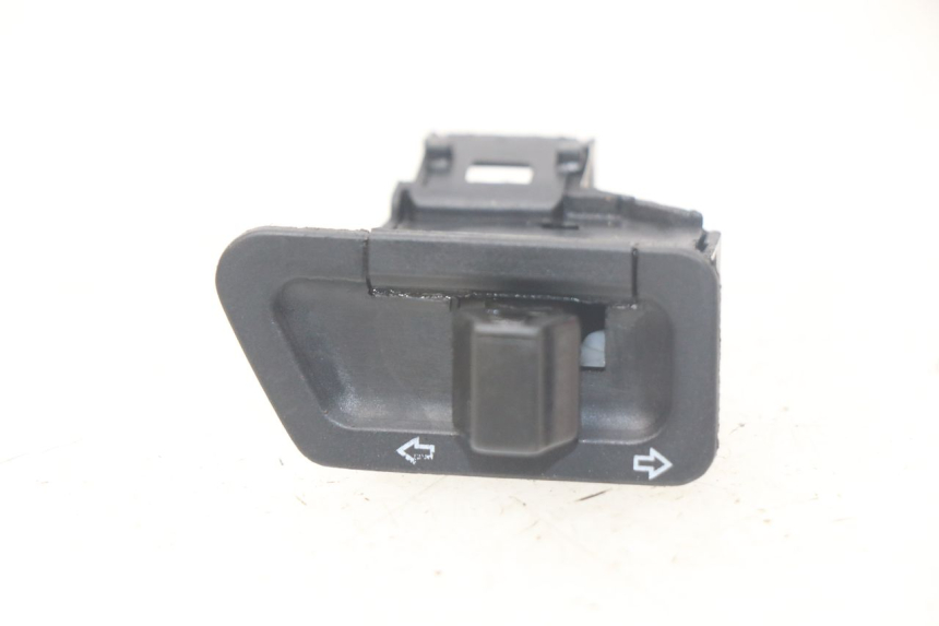 photo de TURN SIGNAL SWITCH SYM ORBIT III 3 4T 50 (2018 - 2021)