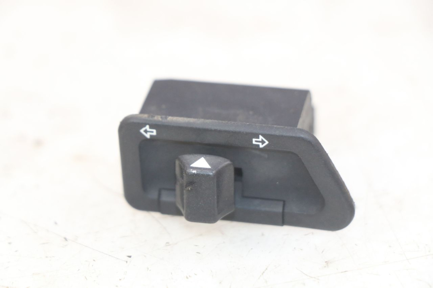 photo de TURN SIGNAL SWITCH TGB CITY 2 50 (2009 - 2013)