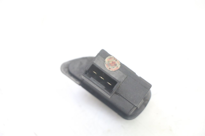 photo de TURN SIGNAL SWITCH PIAGGIO XEVO - X EVO 125 (2007 - 2016)