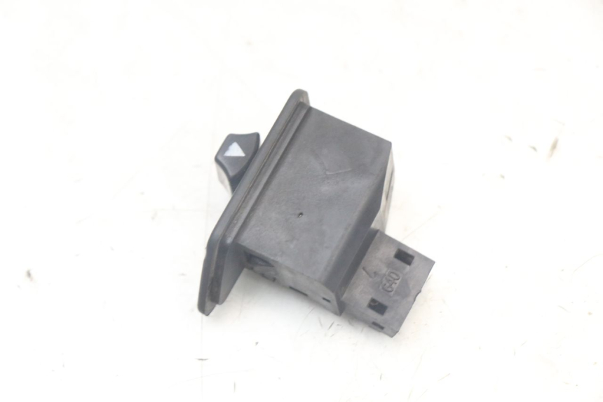 photo de TURN SIGNAL SWITCH YAMAHA XMAX X-MAX 125 (2006 - 2009)