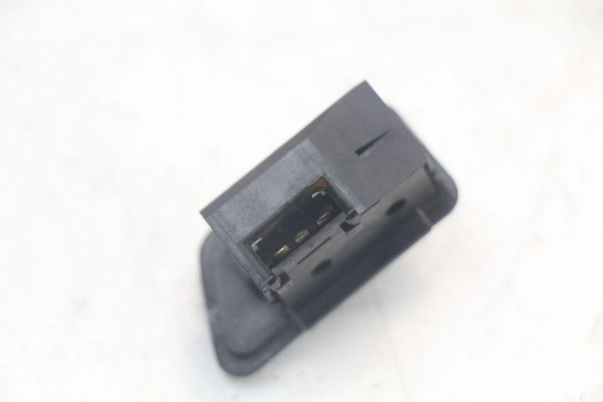 photo de TURN SIGNAL SWITCH YAMAHA XMAX X-MAX 125 (2006 - 2009)