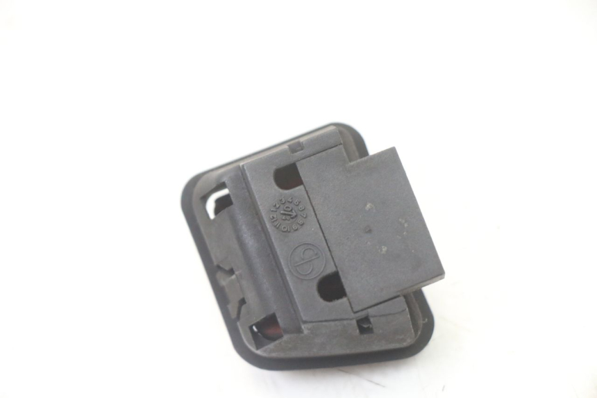 photo de IGNITION SWITCH ASSEMBLY PIAGGIO X8 125 (2004 - 2007)