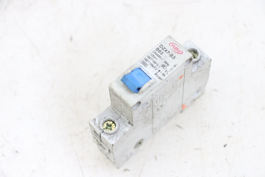 photo de SWITCH ON OFF EFUN PUSA 1 - Main view