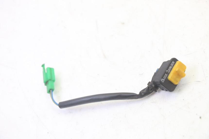 photo de SWITCH ON OFF PEUGEOT TWEET 4T 50 (2018 - 2020)