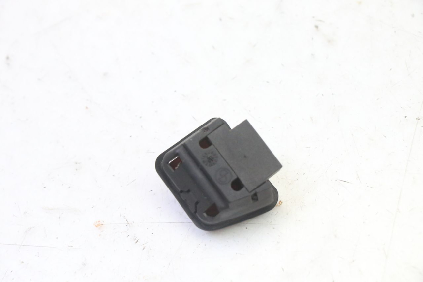 photo de IGNITION SWITCH CONTROL PIAGGIO X9 EVOLUTION 125 (2003 - 2007)