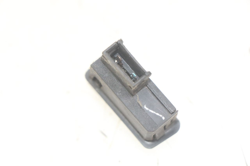 photo de STARTER SWITCH HONDA SCV LEAD 100 (2003 - 2007)