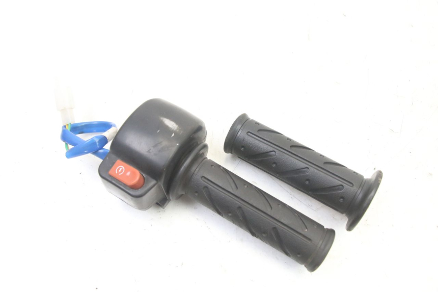 photo de RIGHT HANDLEBAR SWITCH KYMCO AGILITY 4T 50 (2018 - 2022)