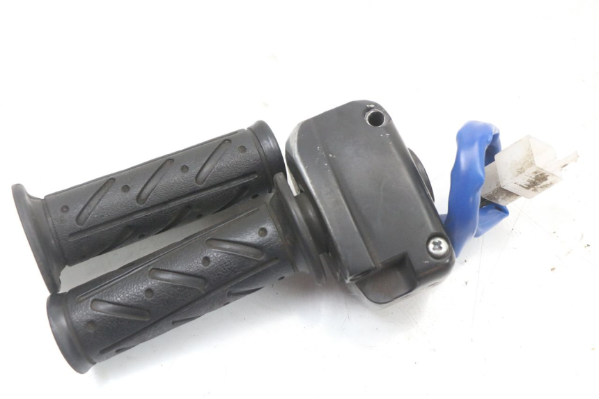 photo de RIGHT SWITCH KYMCO AGILITY CARRY 50 (2011 - 2020)