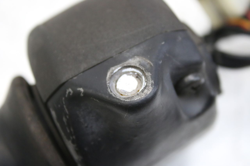 photo de RIGHT HANDLEBAR SWITCH APRILIA SCARABEO 100 (2003 - 2012)