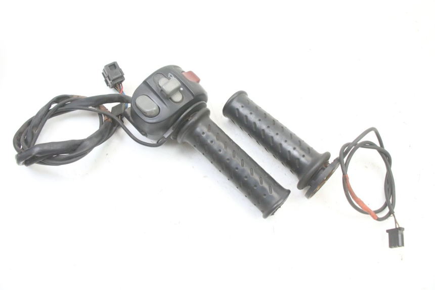 photo de RIGHT HANDLEBAR SWITCH BMW C1 125 (2000 - 2003)