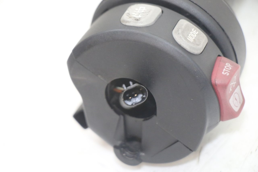 photo de RIGHT SWITCH BMW S RR ABS S1000RR 1000 (2015 - 2018)