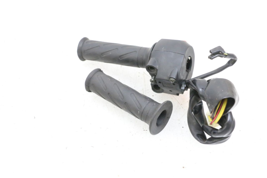 photo de RIGHT SWITCH MAG POWER BOMBERS 4T 50 (2016 - 2026) - Technical close-up