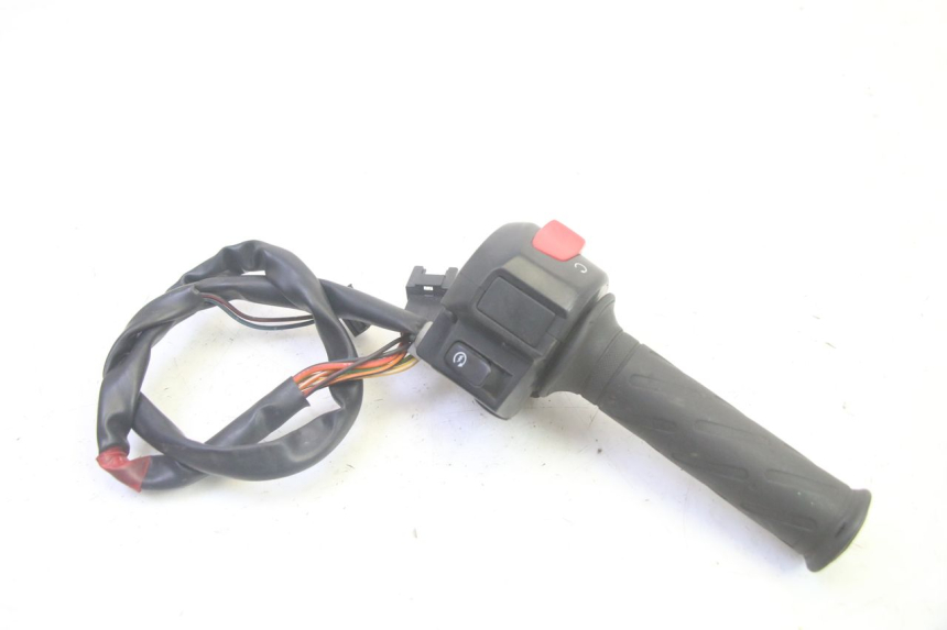 photo de RIGHT HANDLEBAR SWITCH SUZUKI BURGMAN 125 (2007 - 2014) - Main view