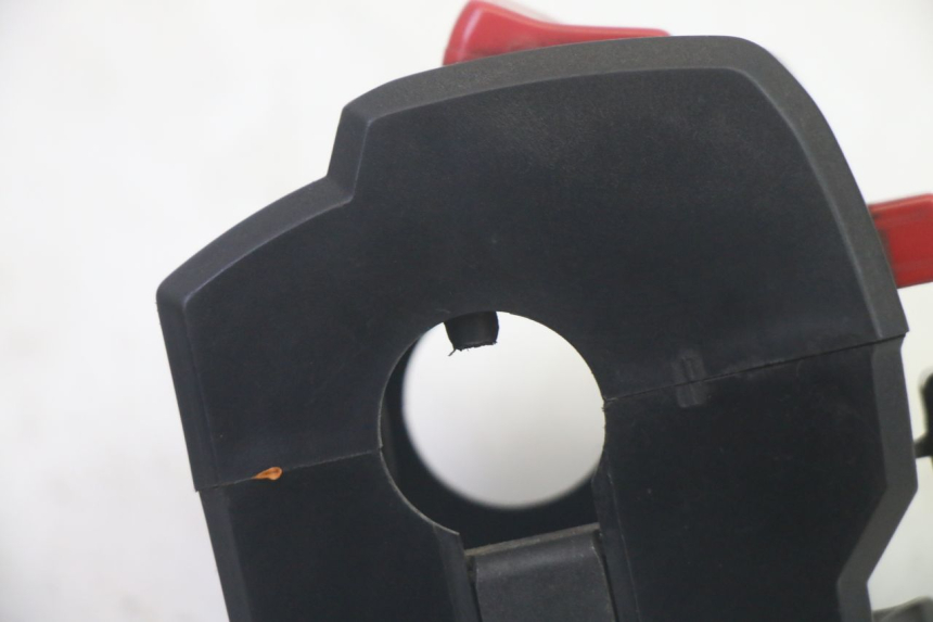 photo de RIGHT SWITCH SUZUKI BURGMAN EXECUTIVE ABS 650 (2006 - 2012) - Product overview