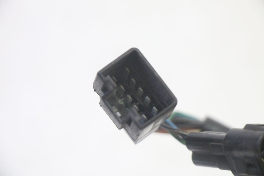 photo de RIGHT SWITCH SUZUKI BURGMAN EXECUTIVE ABS 650 (2006 - 2012) - Checked used part