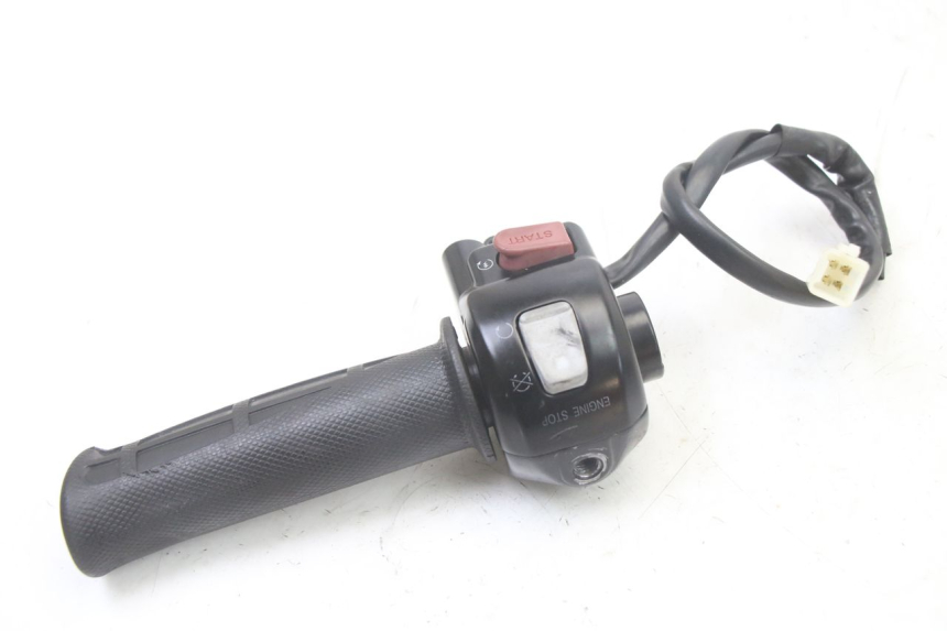photo de RIGHT HANDLEBAR SWITCH YAMAHA BW'S BWS 125 (2010 - 2013)