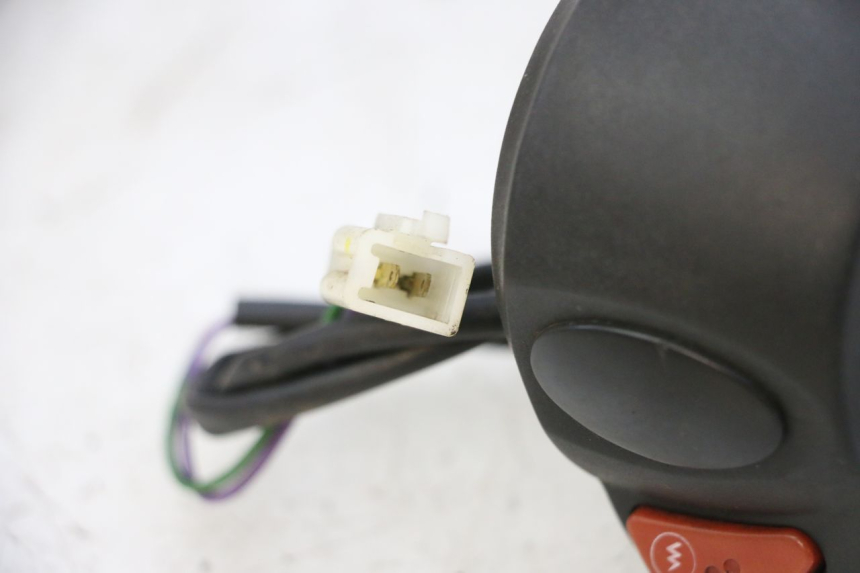 photo de RIGHT HANDLEBAR SWITCH PEUGEOT CITYSTAR 50 (2013 - 2017)