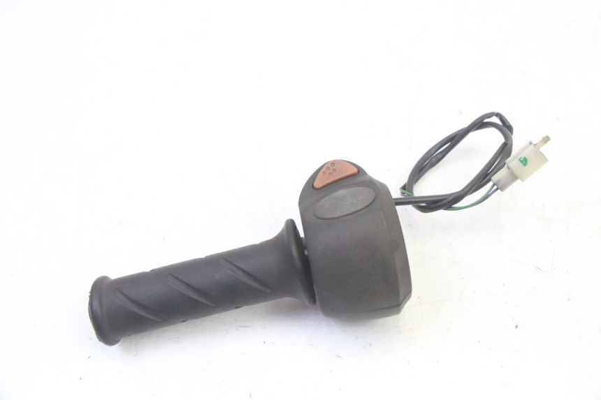 photo de RIGHT HANDLEBAR SWITCH PEUGEOT CITYSTAR 50 (2013 - 2017)