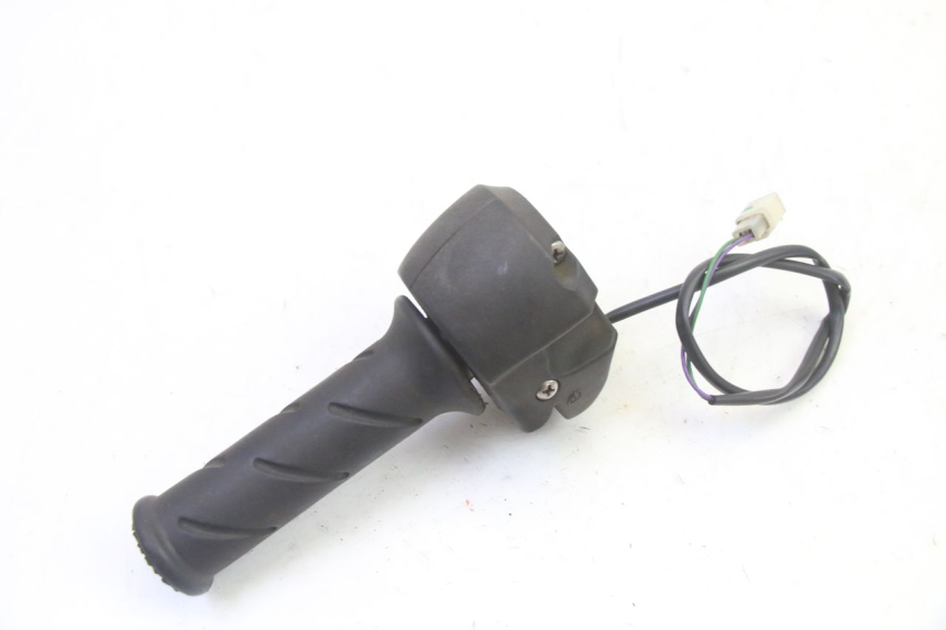 photo de RIGHT HANDLEBAR SWITCH PEUGEOT CITYSTAR 50 (2013 - 2017)