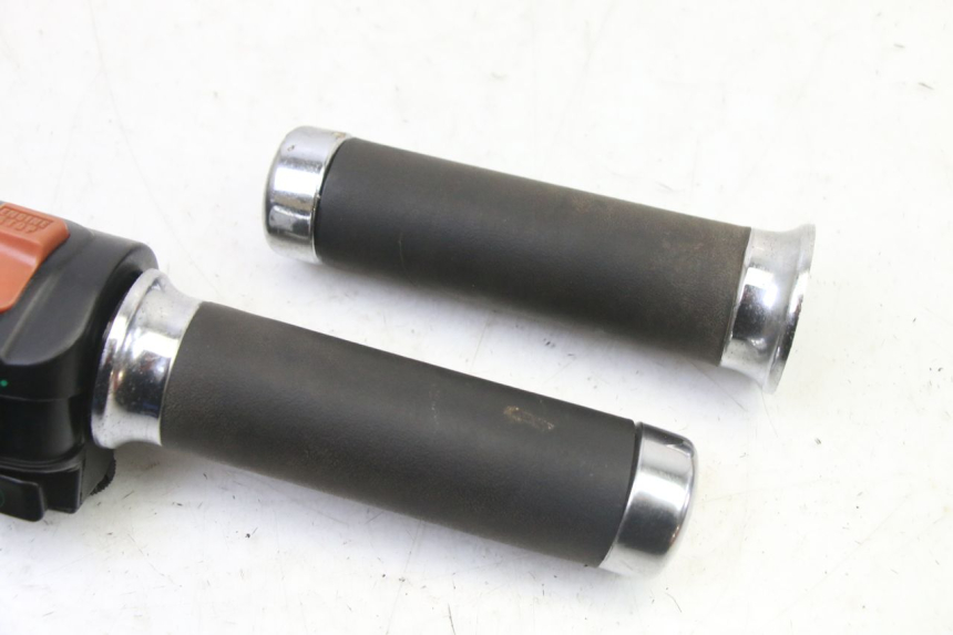 photo de RIGHT SWITCH APRILIA CLASSIC 125 (1995 - 2001)