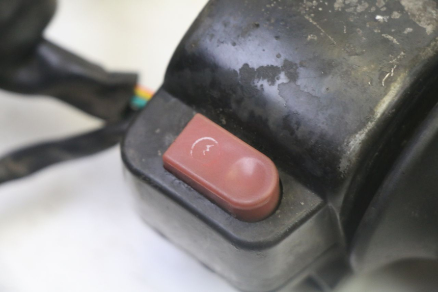 photo de RIGHT HANDLEBAR SWITCH SYM CROX 4T 50 (2016 - 2023)