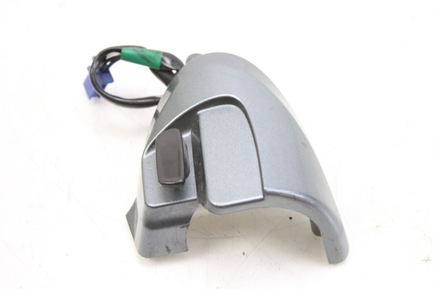 photo de RIGHT SWITCH YAMAHA CYGNUS X INJECTION 125 (2007 - 2013)