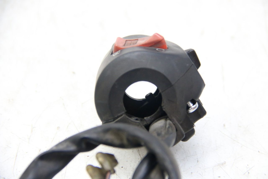photo de RIGHT HANDLEBAR SWITCH KYMCO DINK STREET 125 (2009 - 2014)