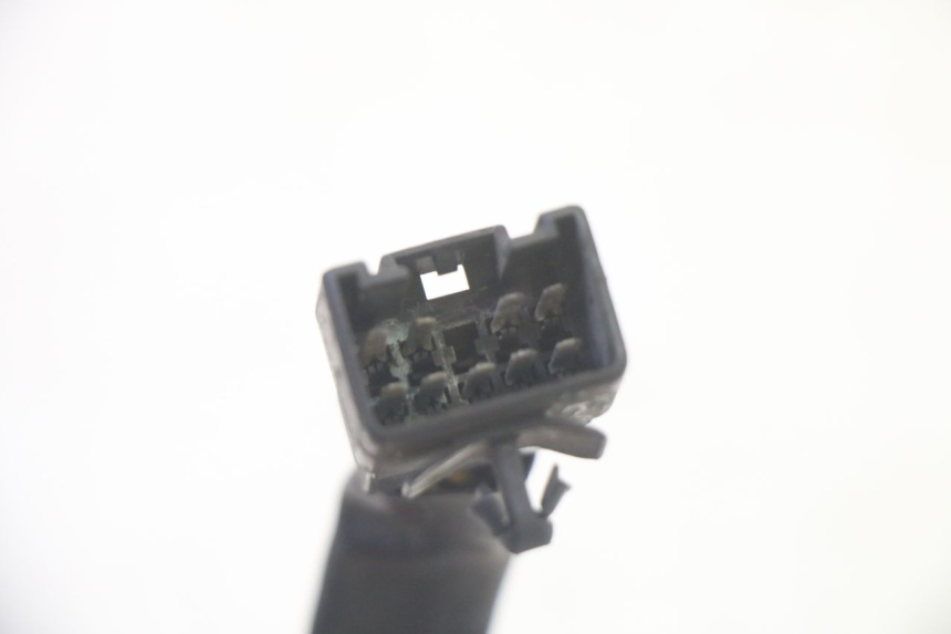 photo de RIGHT SWITCH SUZUKI DL V STROM 1000 (2002 - 2007) - Checked used part