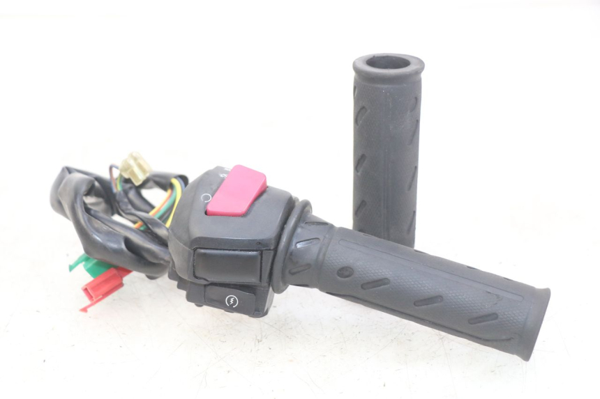 photo de RIGHT HANDLEBAR SWITCH KYMCO DOWNTOWN ABS 125 (2015 - 2017)