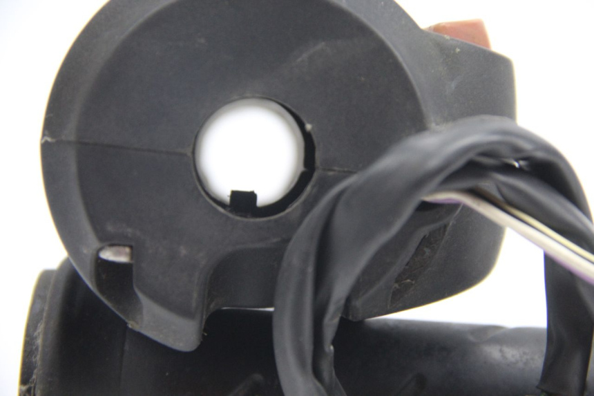 photo de RIGHT SWITCH PEUGEOT ELYSTAR 125 (2002 - 2007)