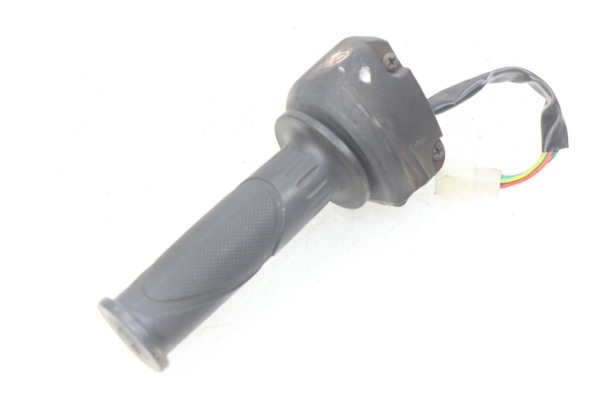 photo de RIGHT HANDLEBAR SWITCH JM MOTORS EVOLIS 4T 50 (2018 - 2022)