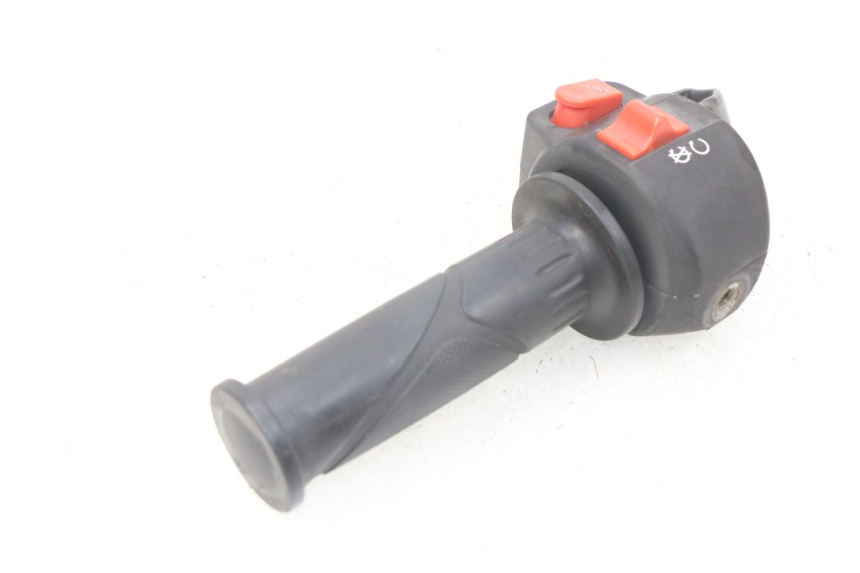 photo de RIGHT HANDLEBAR SWITCH JM MOTORS EVOLIS 4T 50 (2018 - 2022)
