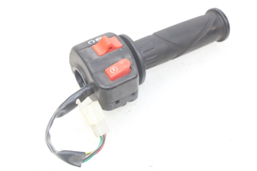 photo de RIGHT HANDLEBAR SWITCH JM MOTORS EVOLIS 4T 50 (2018 - 2022)