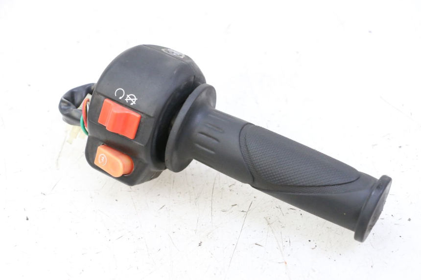photo de RIGHT HANDLEBAR SWITCH JM MOTORS EVOLIS 4T 50 (2018 - 2022)