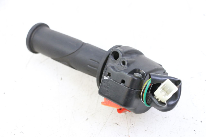photo de RIGHT HANDLEBAR SWITCH JM MOTORS EVOLIS 4T 50 (2018 - 2022)
