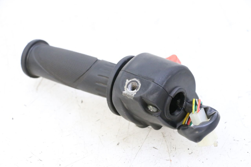 photo de RIGHT HANDLEBAR SWITCH JM MOTORS EVOLIS 4T 50 (2018 - 2022)