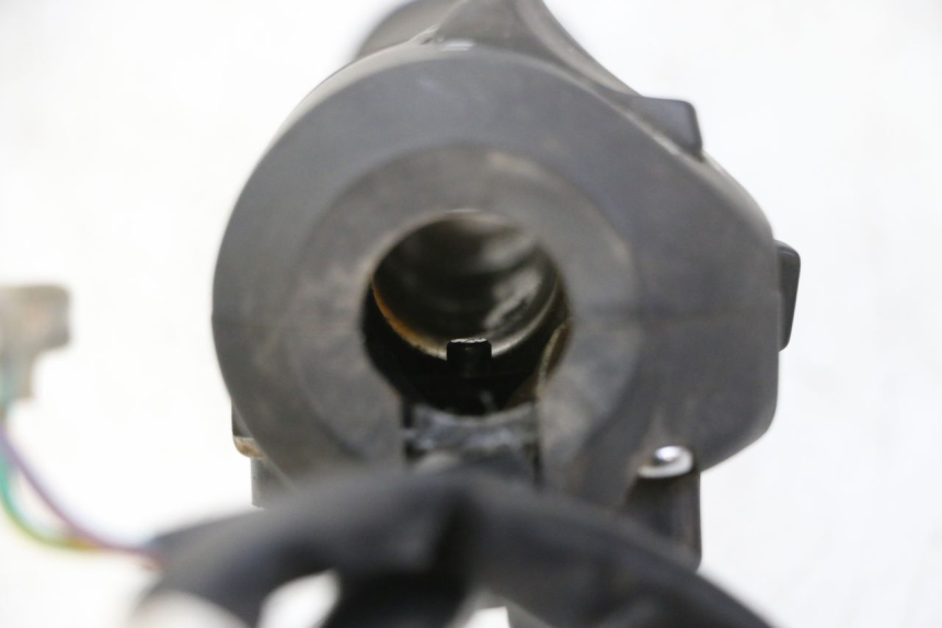 photo de RIGHT SWITCH KYMCO GRAND DINK 125 (2008 - 2014)