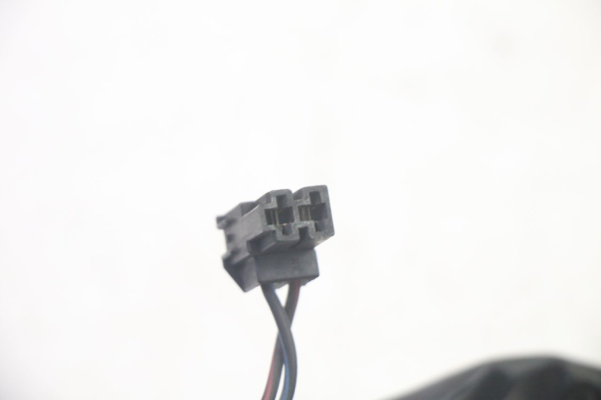 photo de RIGHT SWITCH SUZUKI GSF N BANDIT 600 (1996 - 1999) - Fixing points details