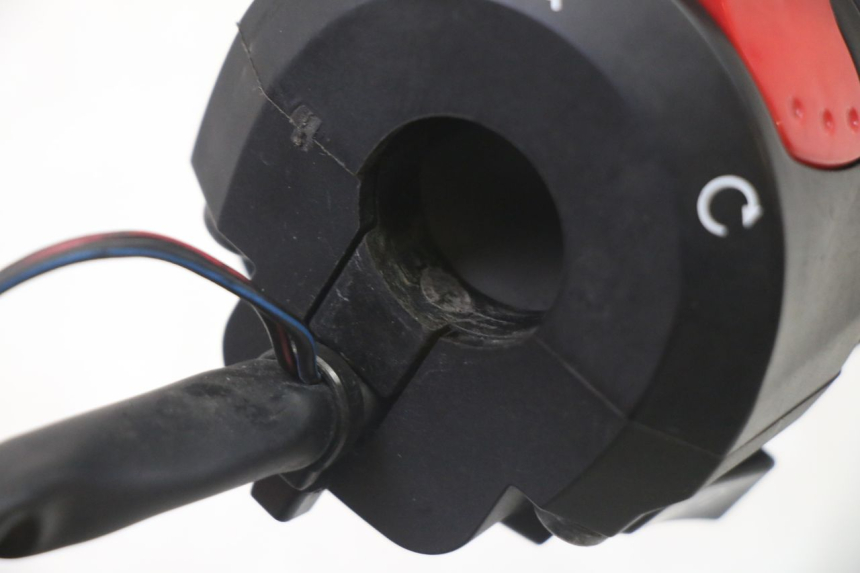 photo de RIGHT SWITCH SUZUKI GSR 750 (2011 - 2017)