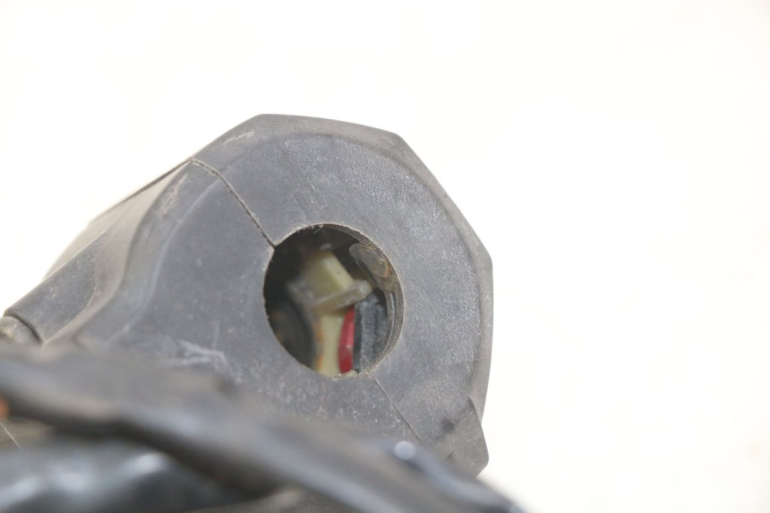 photo de RIGHT HANDLEBAR SWITCH SUZUKI GSX-F GSX  F 1100 (1988 - 1994)